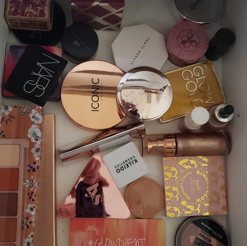 Makeup Mystery Boxes !